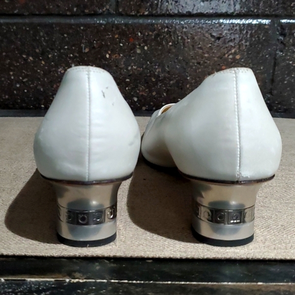 SALVATORE FERRAGAMO SILVER HEELS LEATHER SIZE 7 1/2 ARCHITECTURE ART DECO - Picture 3 of 15